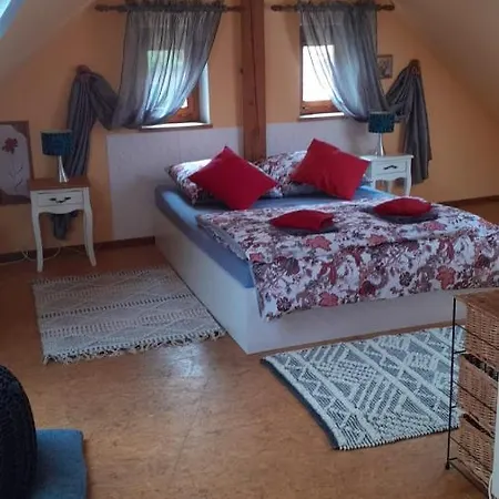 Atelier Spojovaci Apartment Cesky Krumlov