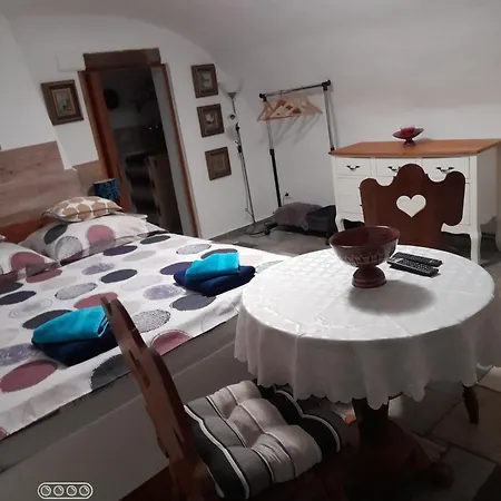 Atelier Spojovaci Lägenhet *
